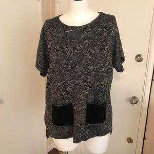 Short sleeve sweater